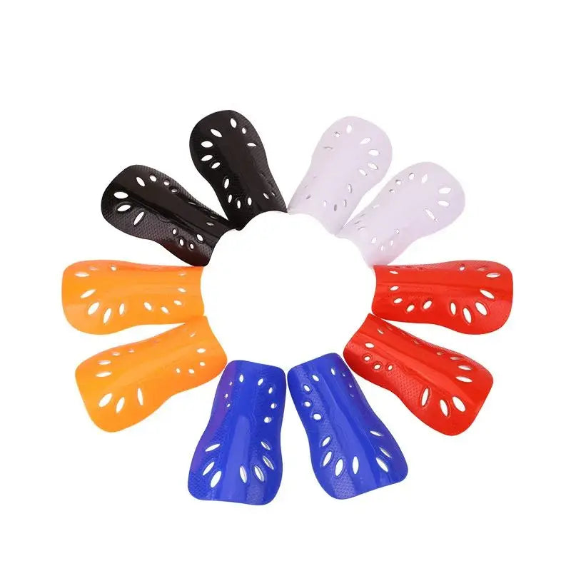 Football Shields Soccer Shin Guards Kits for Children Man 1pair Protective Gear Breathable Plastic Safety Shin Pads